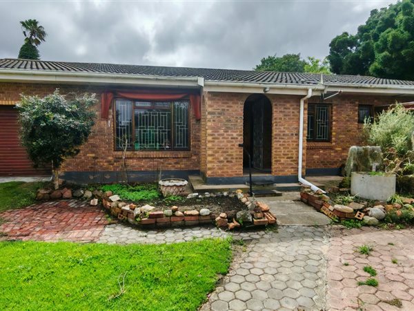 6 Bedroom House 6 Bedroom House