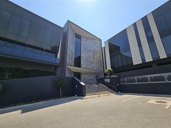 5 108  m² Commercial space