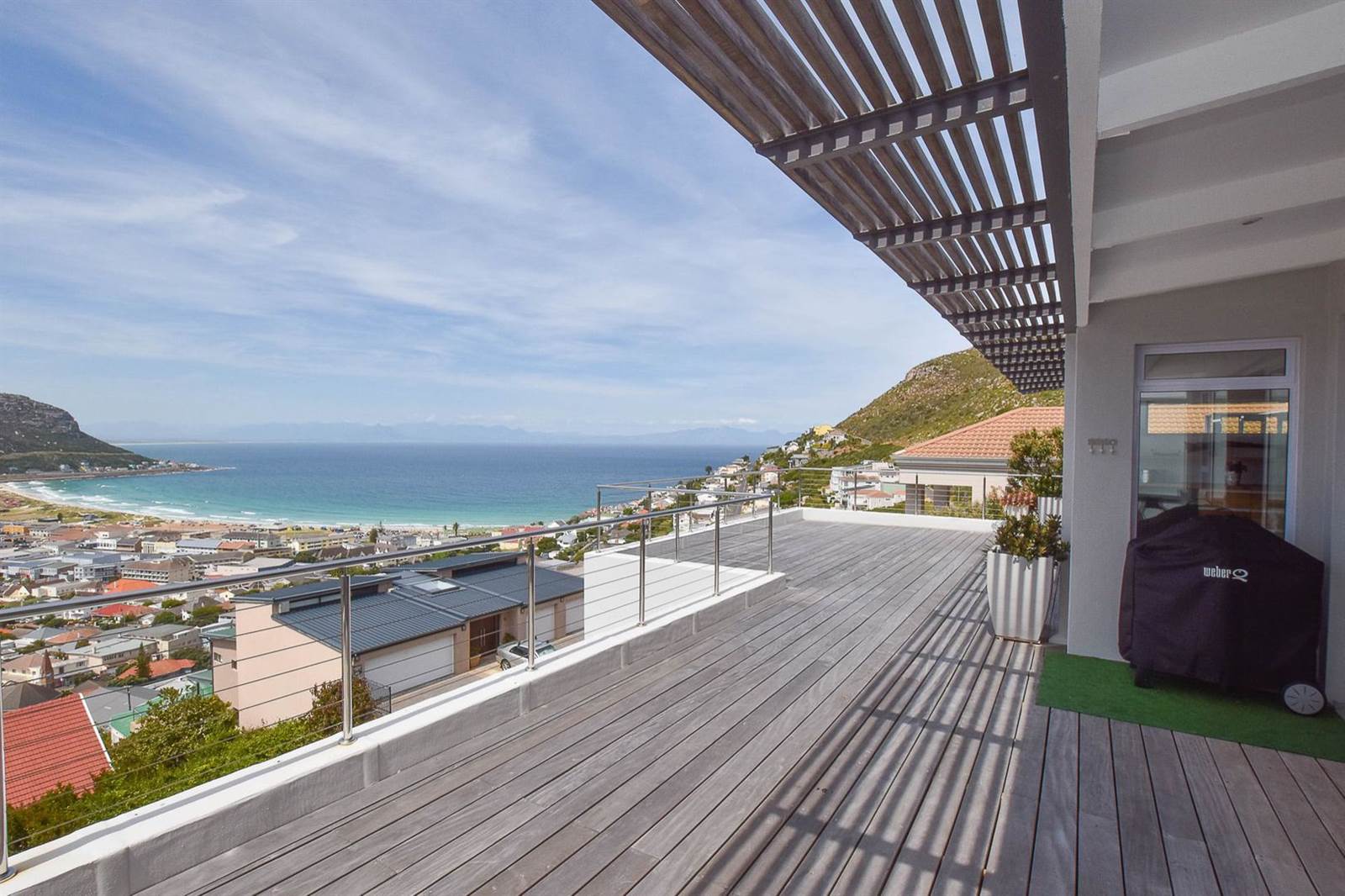 5 Bed House in Fish Hoek photo number 11