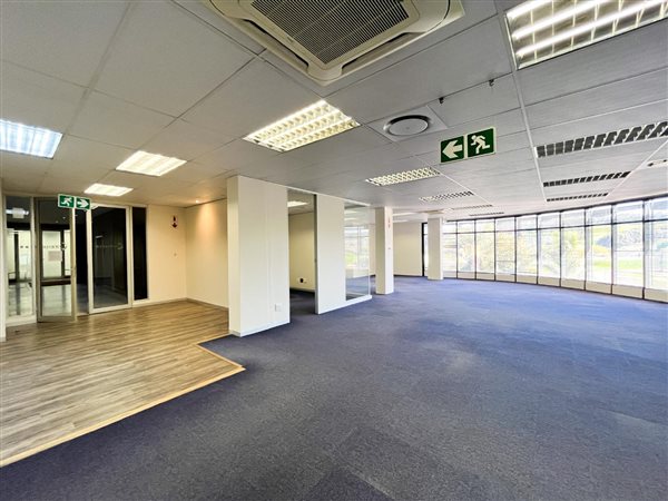 400  m² Office Space