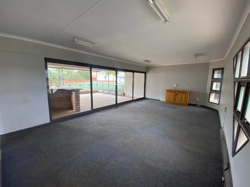 800  m² Industrial space in Highveld photo number 21