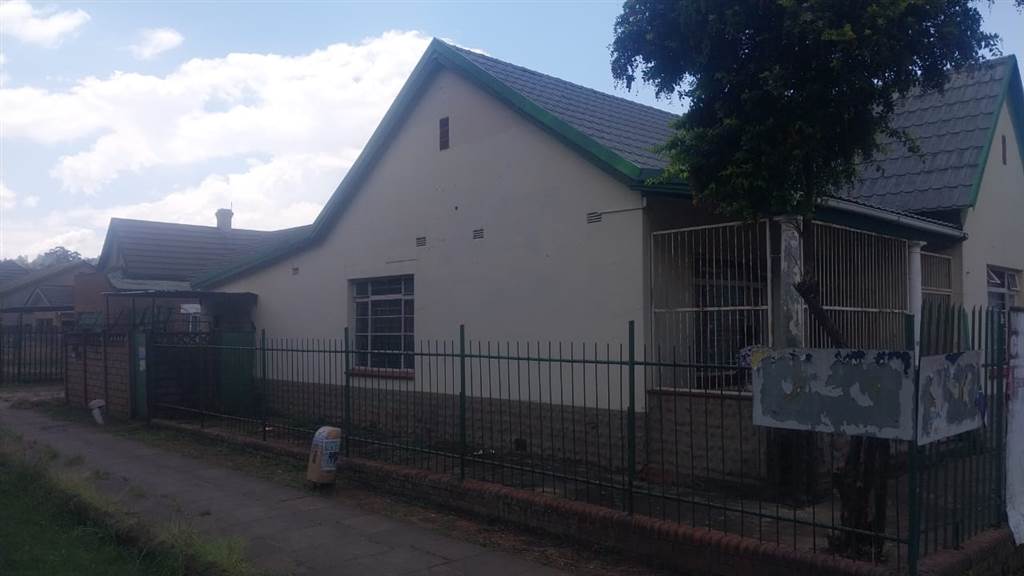 336  m² Commercial space in Pietermaritzburg Central photo number 3