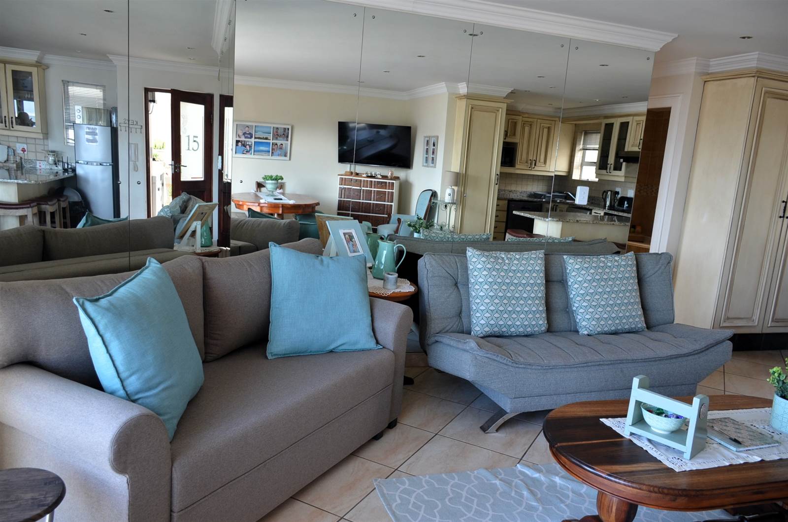 2 Bed Apartment in Jeffreys Bay photo number 30