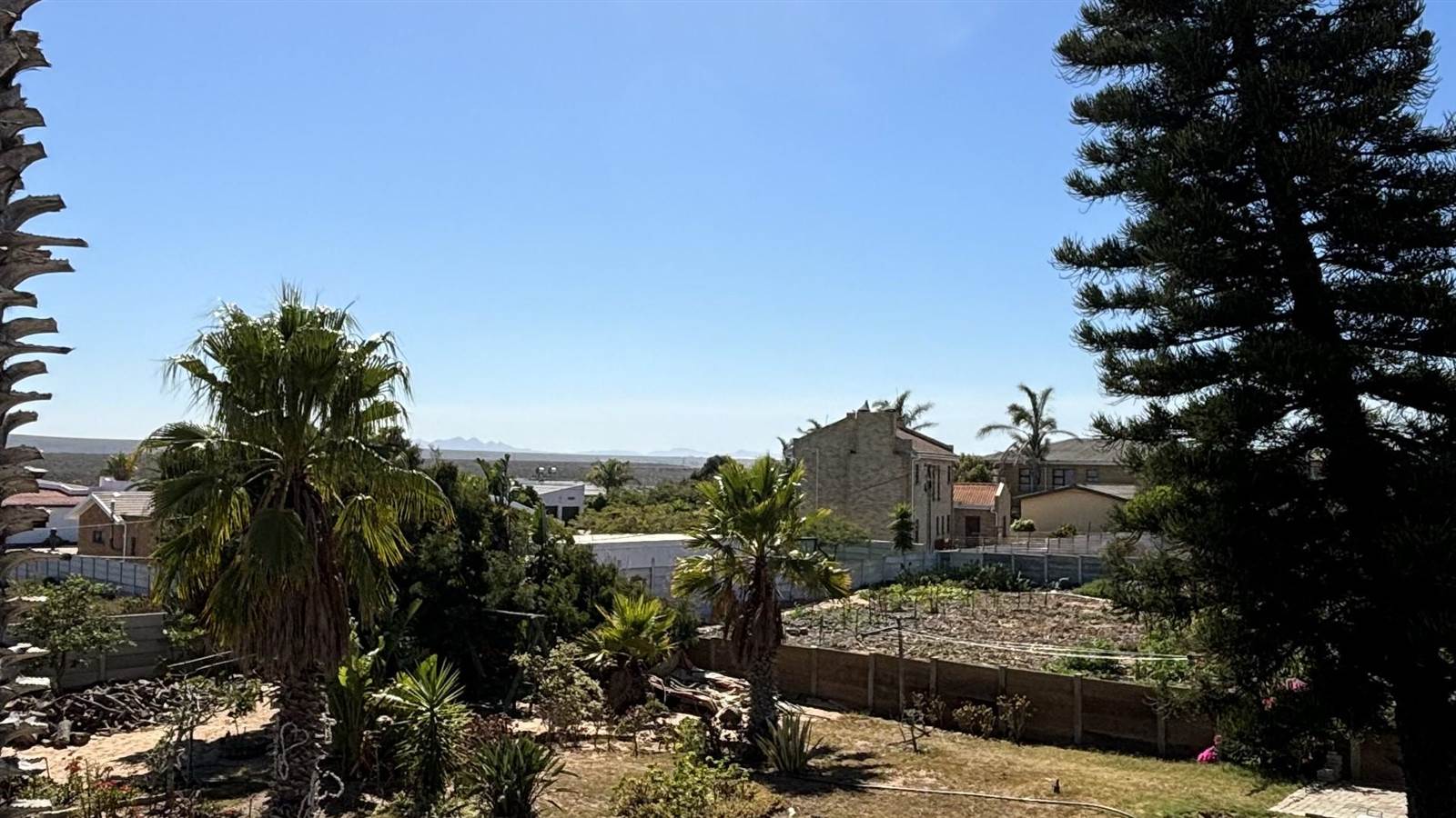 5 Bed House in Lamberts Bay photo number 26