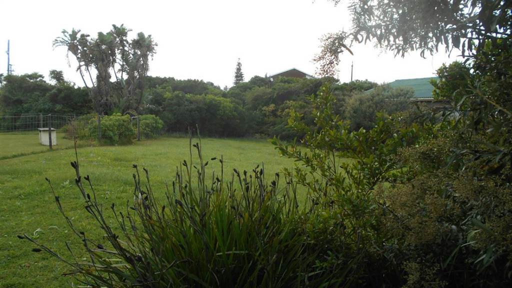 576 m² Land available in Morgans Bay photo number 1