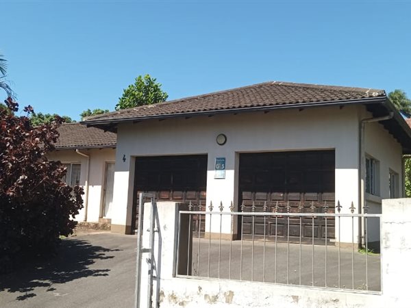 4 Bedroom House 4 Bedroom House