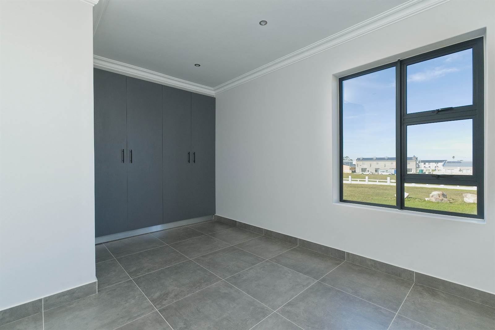 2 Bed House in Parsons Vlei photo number 8