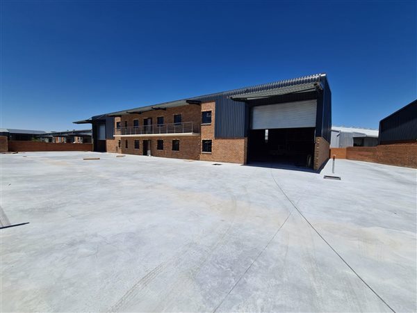 1 550  m² Industrial space