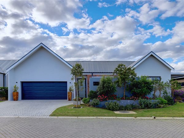 3 Bedroom House 3 Bedroom House