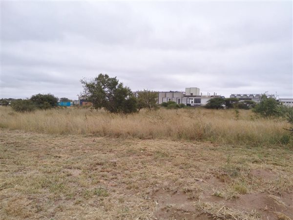 6923 m² Land available in Magna Via