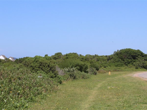 862 m² Land available in St Francis Bay