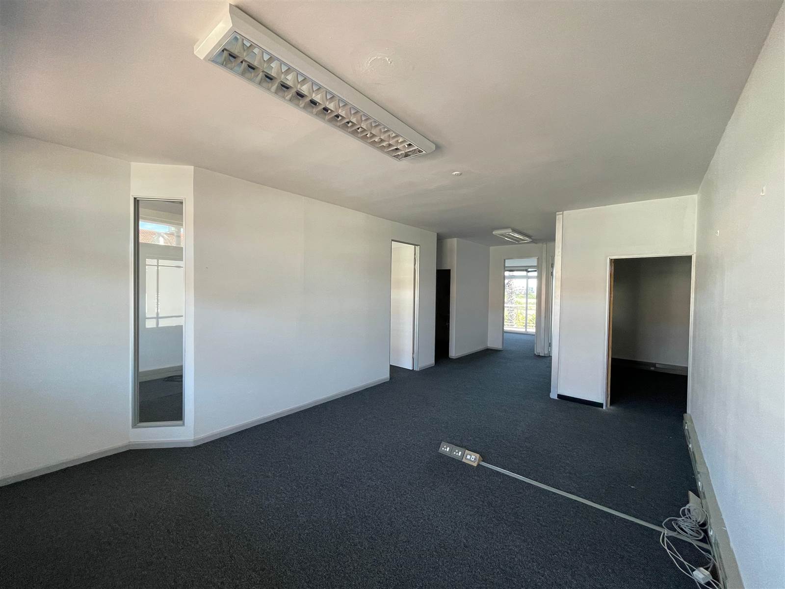 105  m² Commercial space in Century City photo number 1