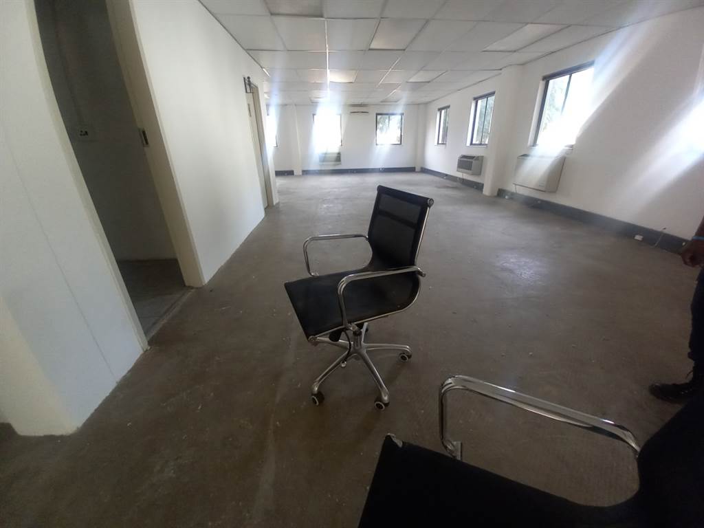 152  m² Office Space in Hatfield photo number 6