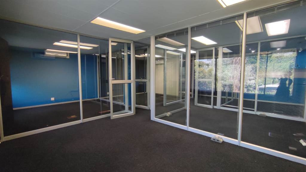109  m² Commercial space in Bedfordview photo number 16