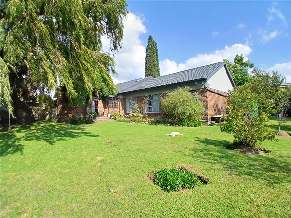 4 Bed House in Ermelo