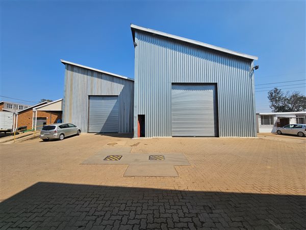 513  m² Industrial space