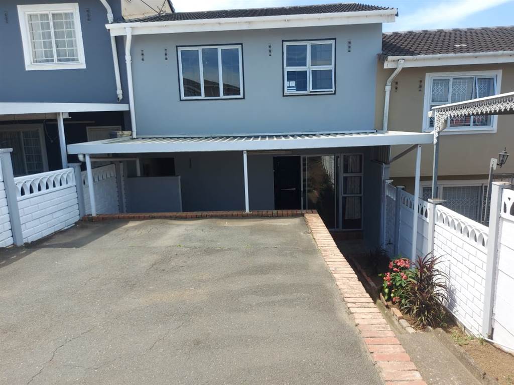 3 Bed House in Newlands East photo number 1