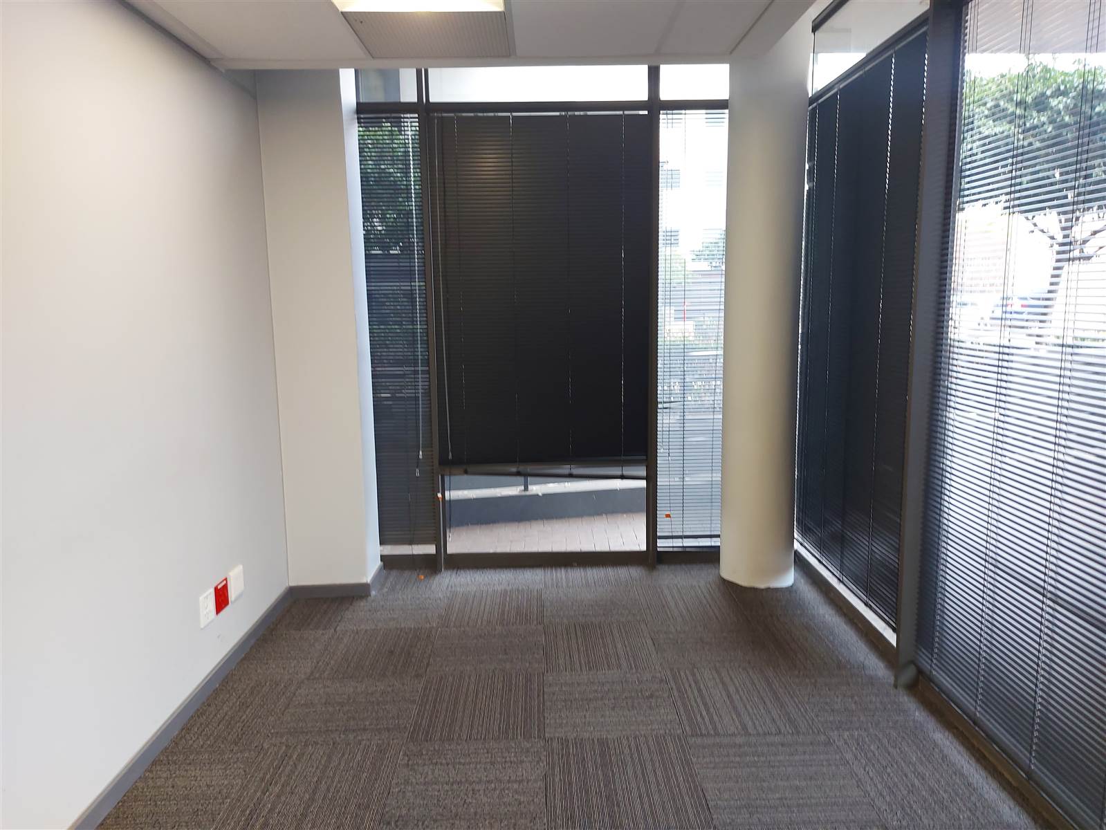 237  m² Commercial space in Parktown photo number 8