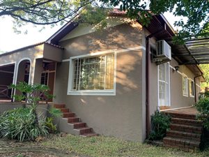 4 Bed House in Groenkloof