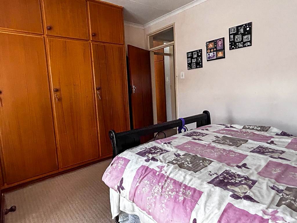 3 Bed Apartment in Potchefstroom Central photo number 13