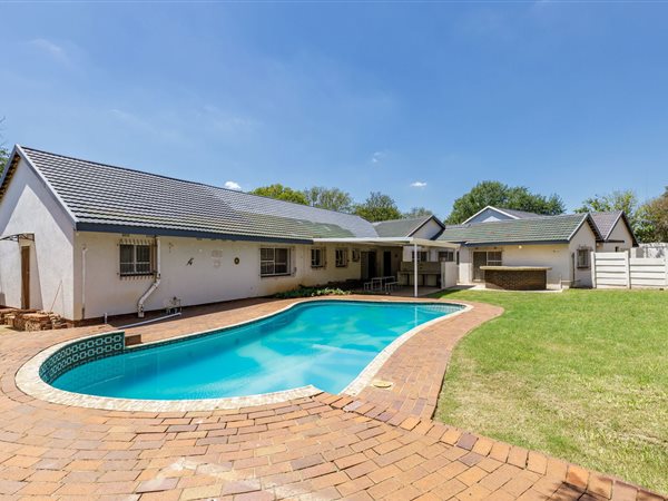 4 Bedroom House