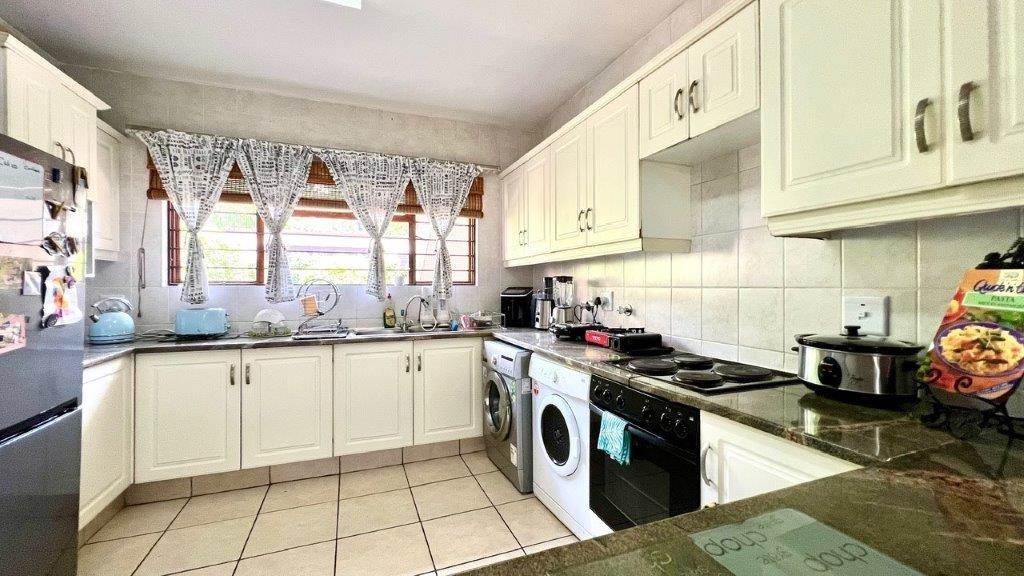 4 Bed Apartment in St Michaels on Sea photo number 13