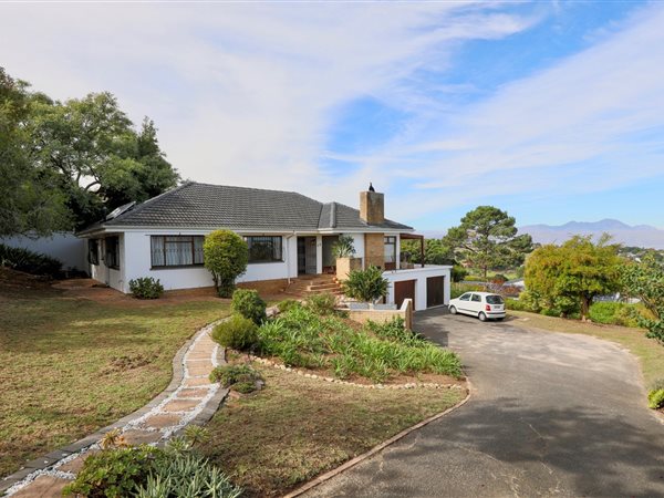 3 Bedroom House 3 Bedroom House