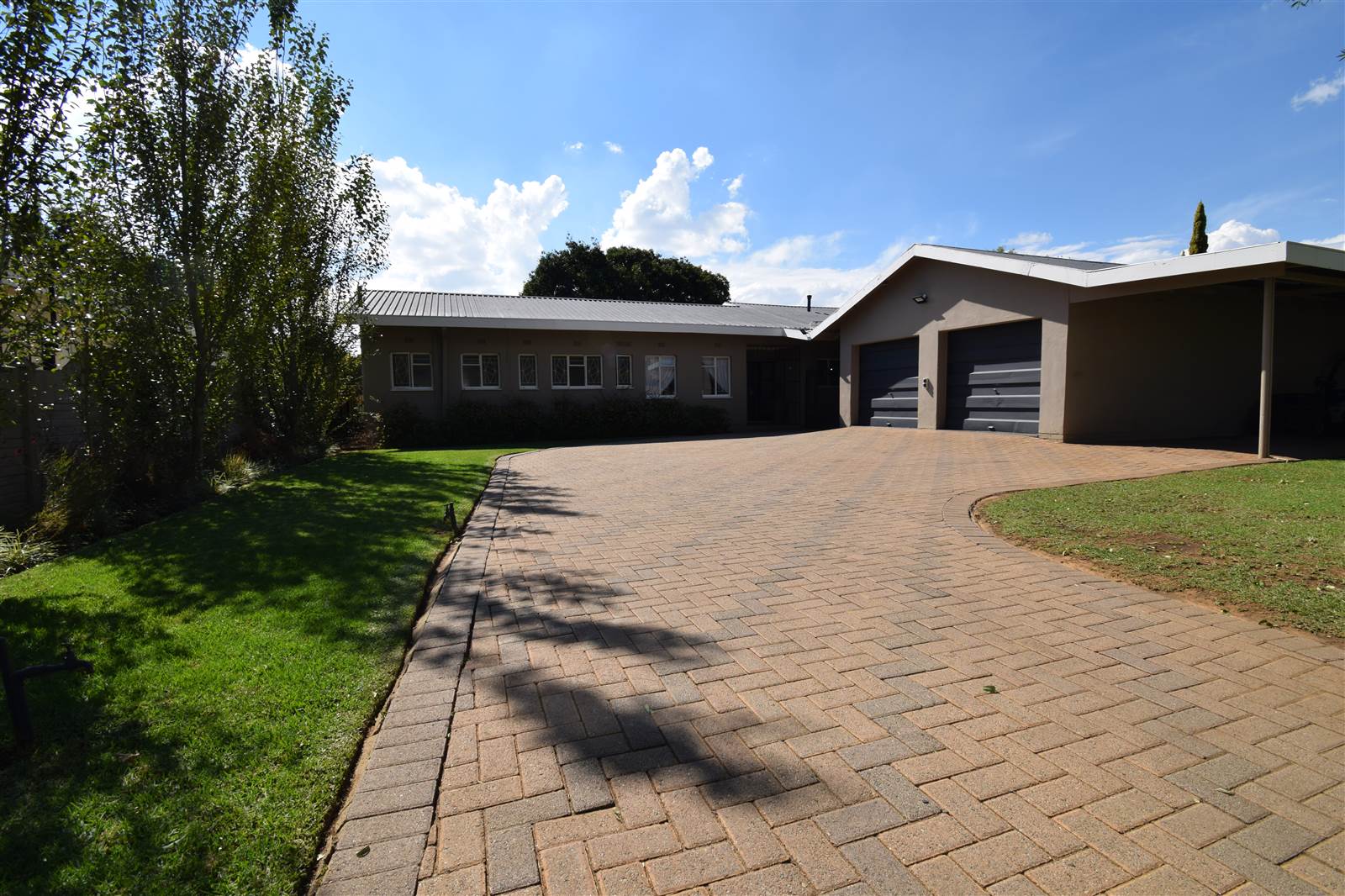 3 Bed House in Jan Cilliers Park photo number 1