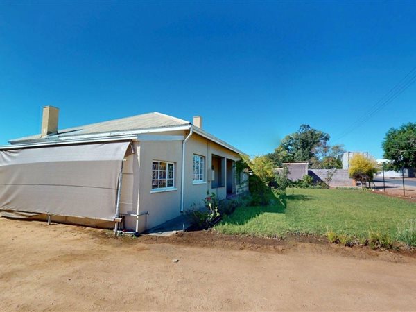 4 Bedroom House 4 Bedroom House