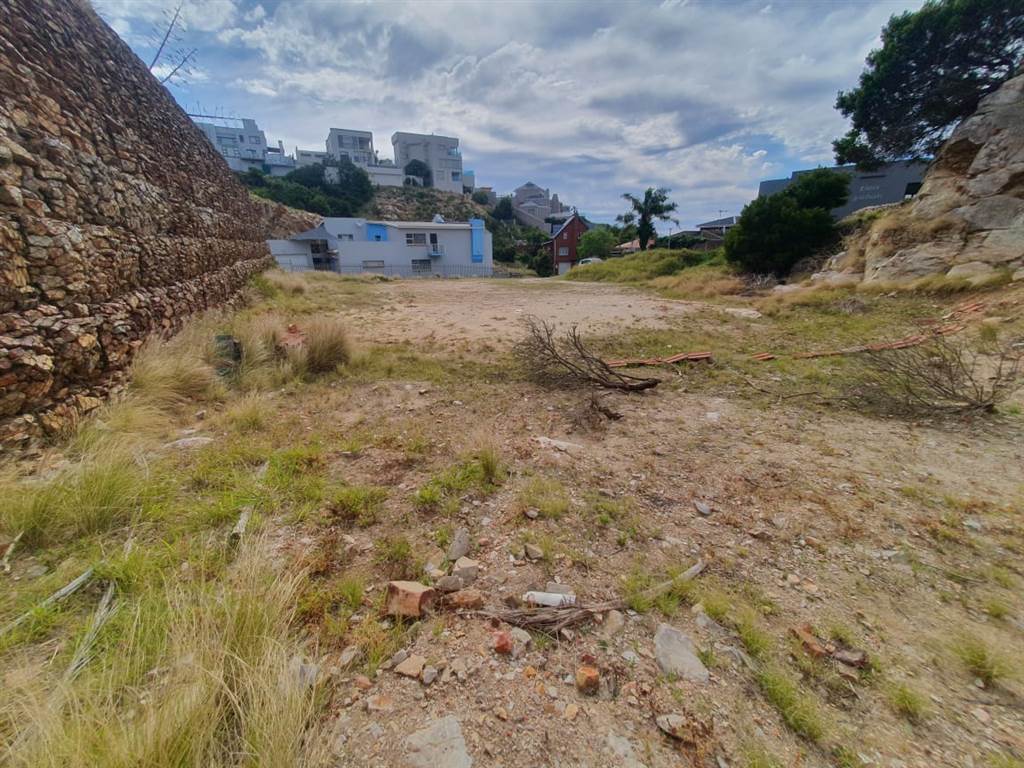 1303 m² Land available in Linkside photo number 4