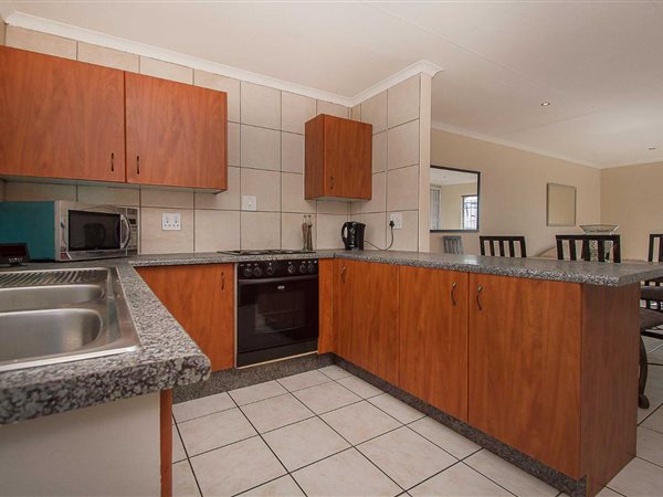 3 Bed Townhouse in Wilro Park