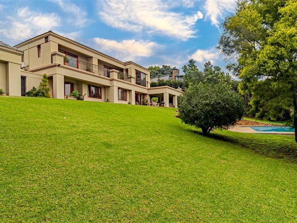 5 Bedroom House 5 Bedroom House