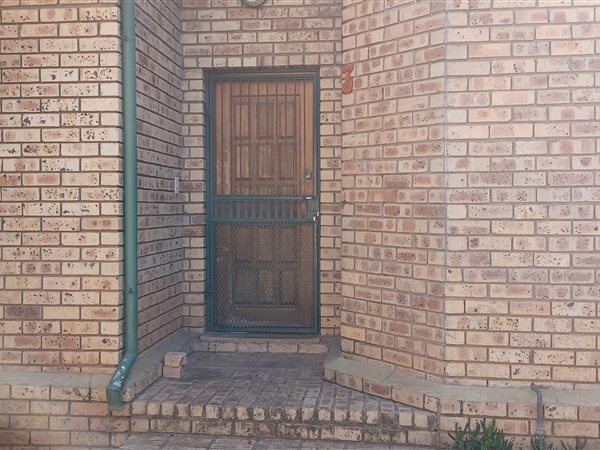 2 Bedroom Townhouse