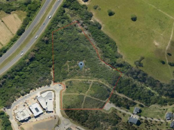 9300 m² Land available in Beacon Bay