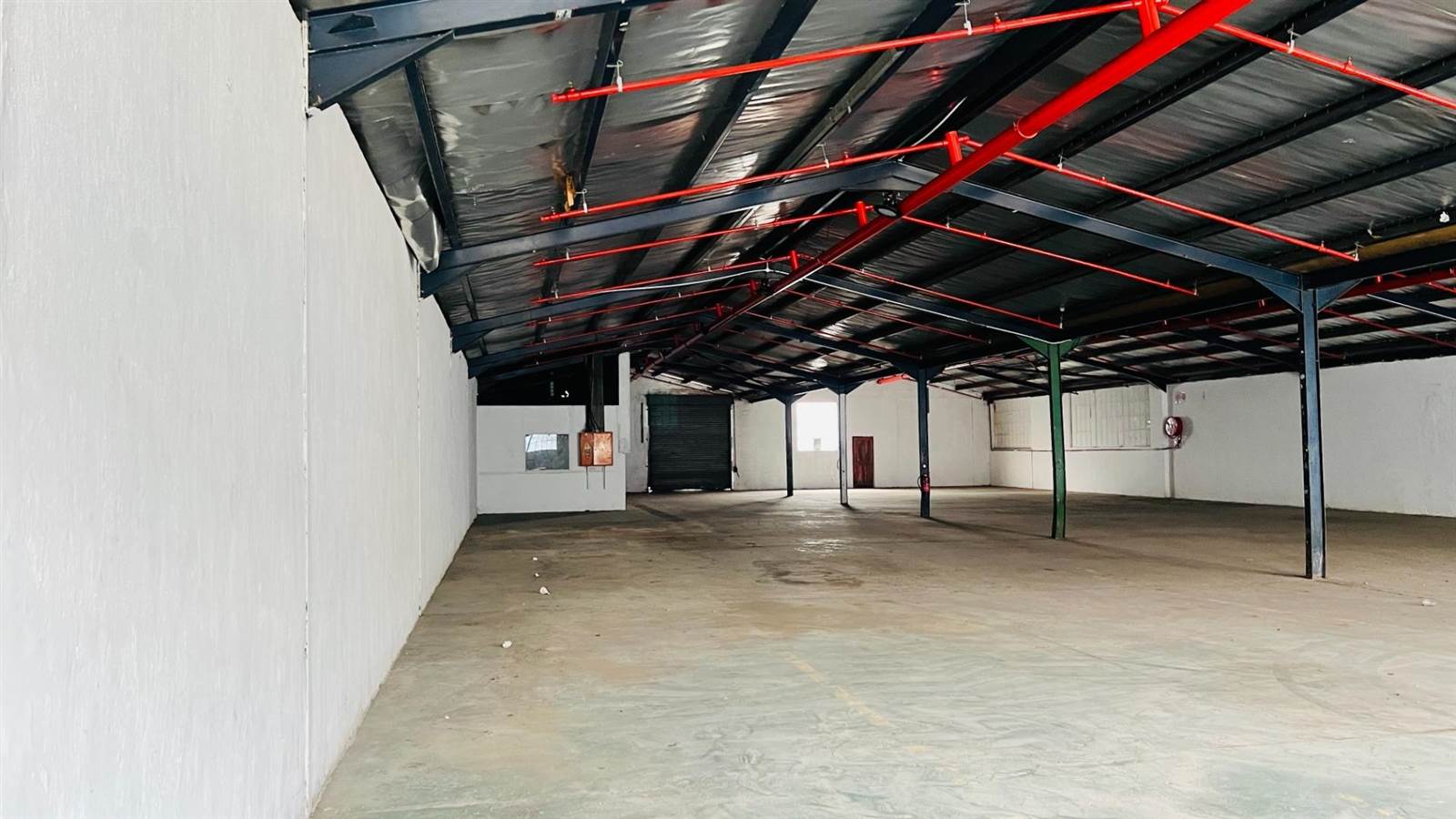 1950  m² Industrial space in Tongaat Central photo number 14