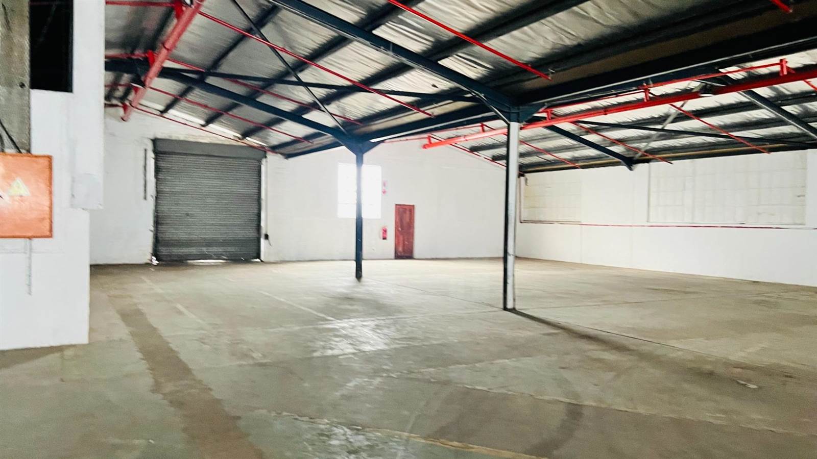 1950  m² Industrial space in Tongaat Central photo number 12