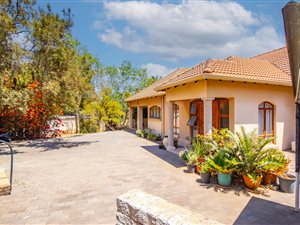 4 Bed Cluster in President Ridge