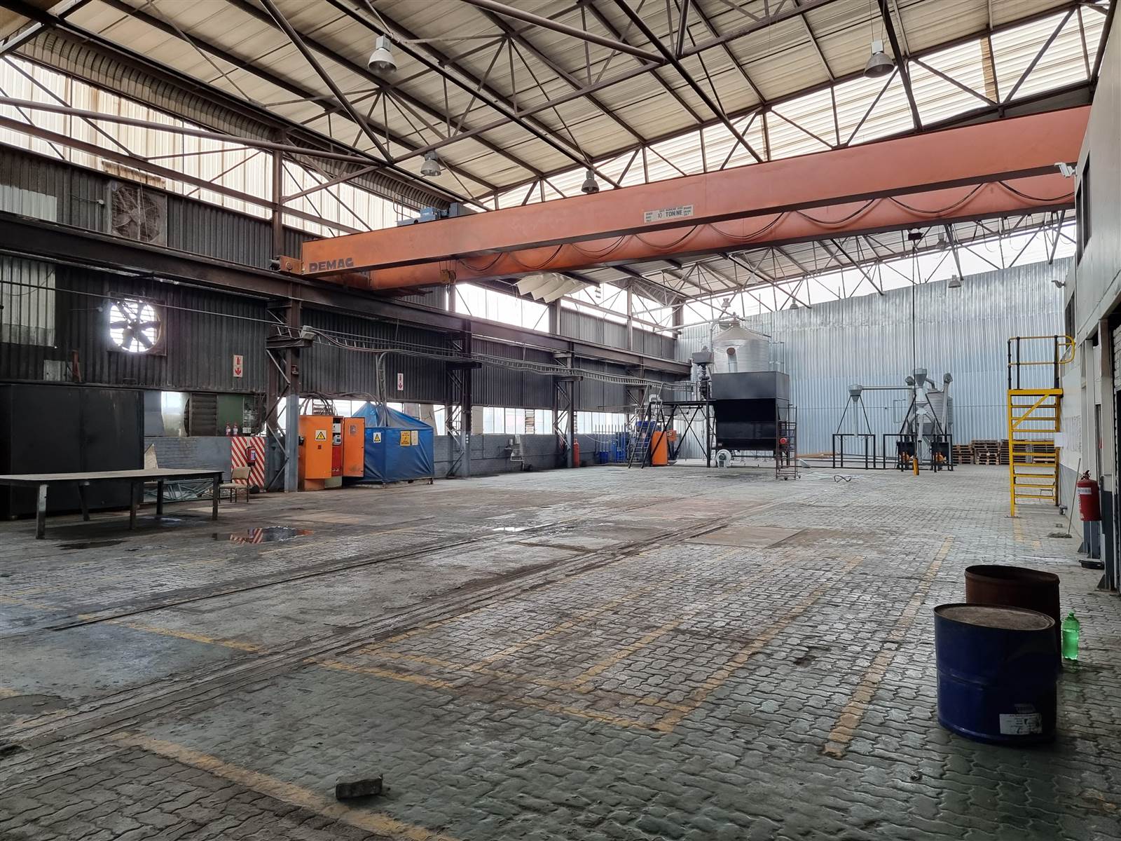 1300  m² Industrial space in Alrode photo number 3