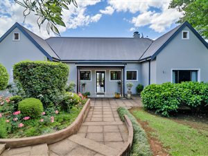 4 Bed Townhouse in Mount Michael