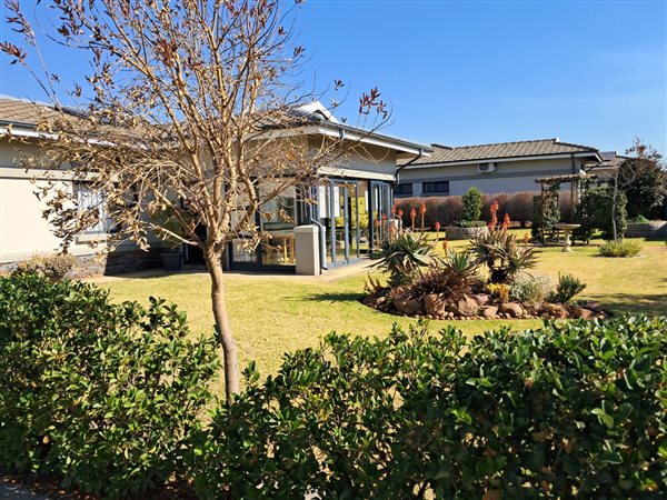 2 Bedroom Townhouse 2 Bedroom Townhouse