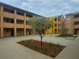 2 Bed Apartment in Eikenhof