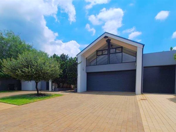4 Bedroom House 4 Bedroom House