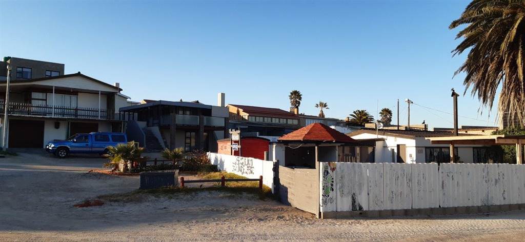 2 Bed House in Port Nolloth photo number 13