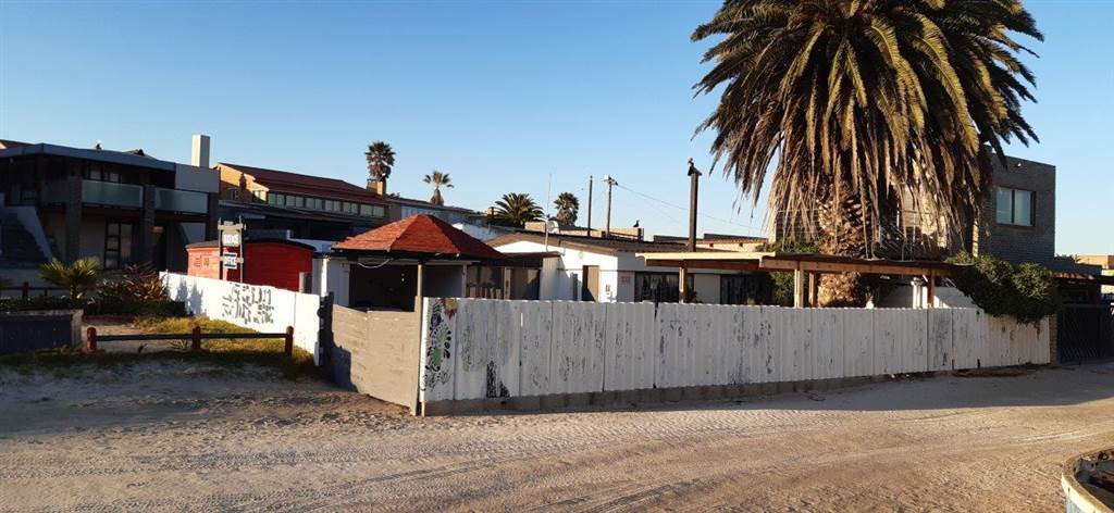 2 Bed House in Port Nolloth photo number 15