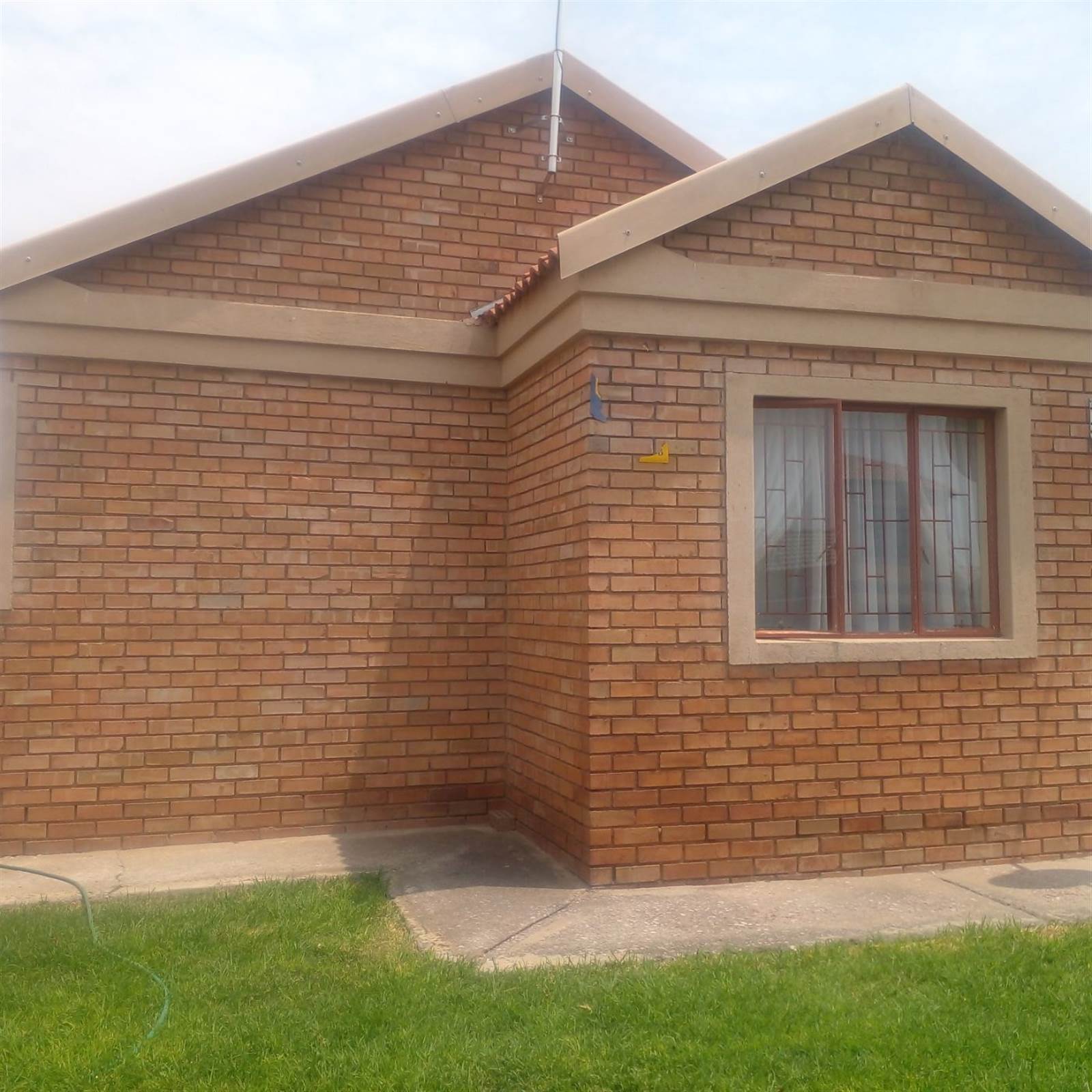 3 Bed House in Lesedi Park photo number 1