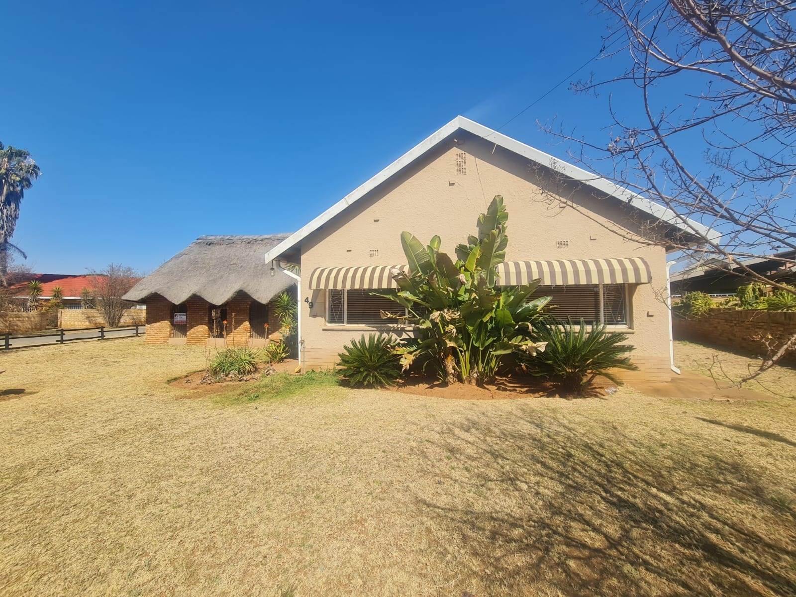 4 Bed House in Stilfontein photo number 1