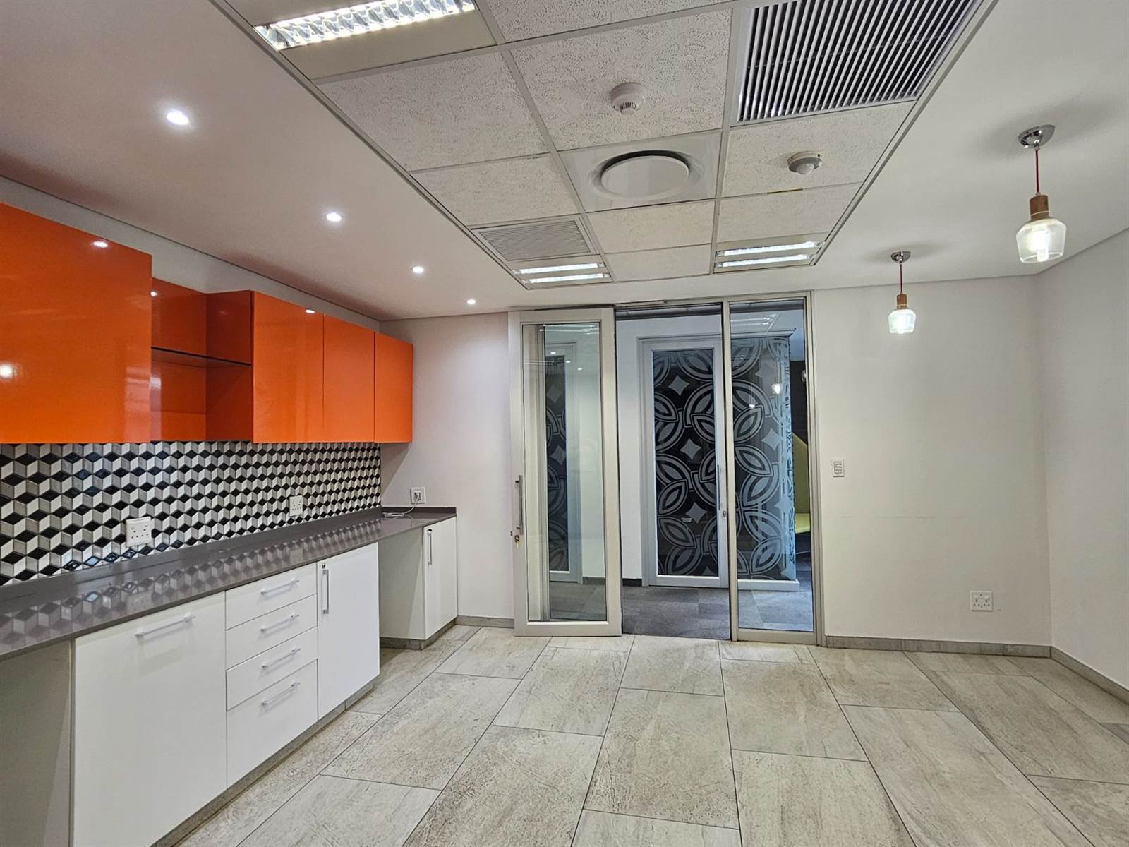 2248  m² Commercial space in Bryanston photo number 9