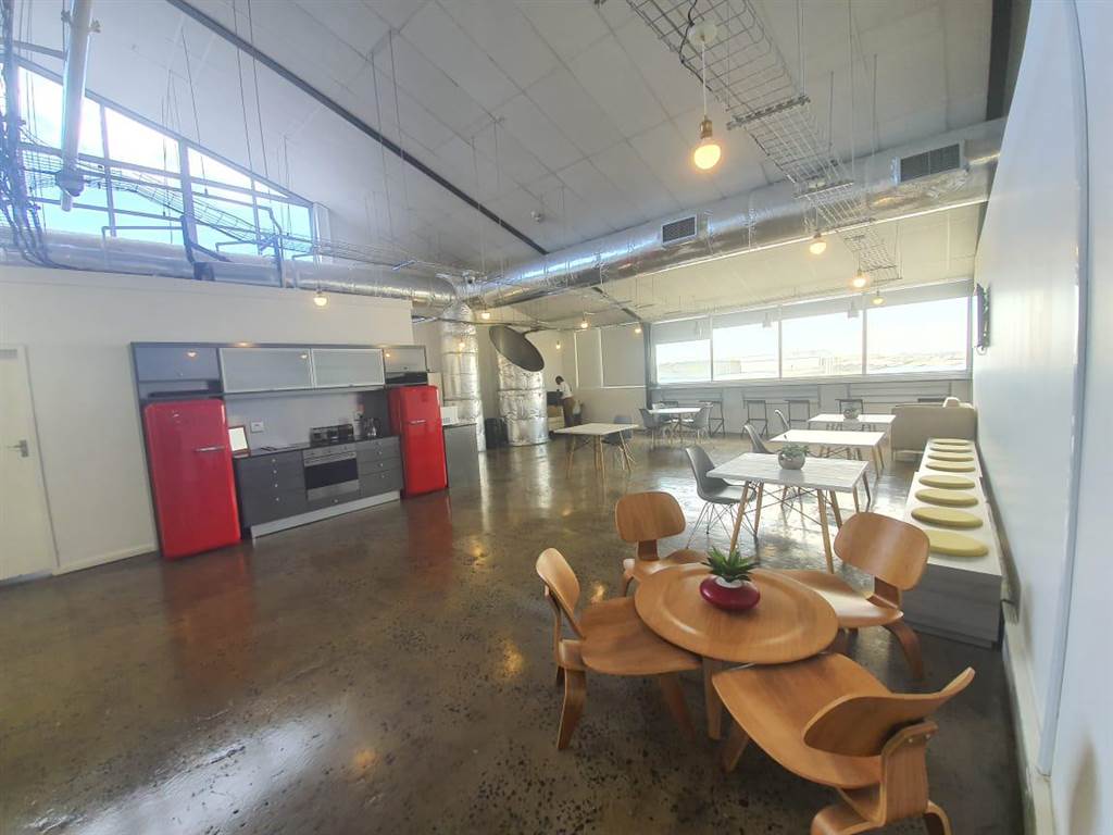 930  m² Commercial space in Paarden Eiland photo number 9