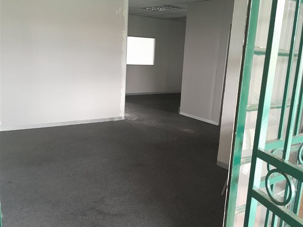 Commercial space in Highveld