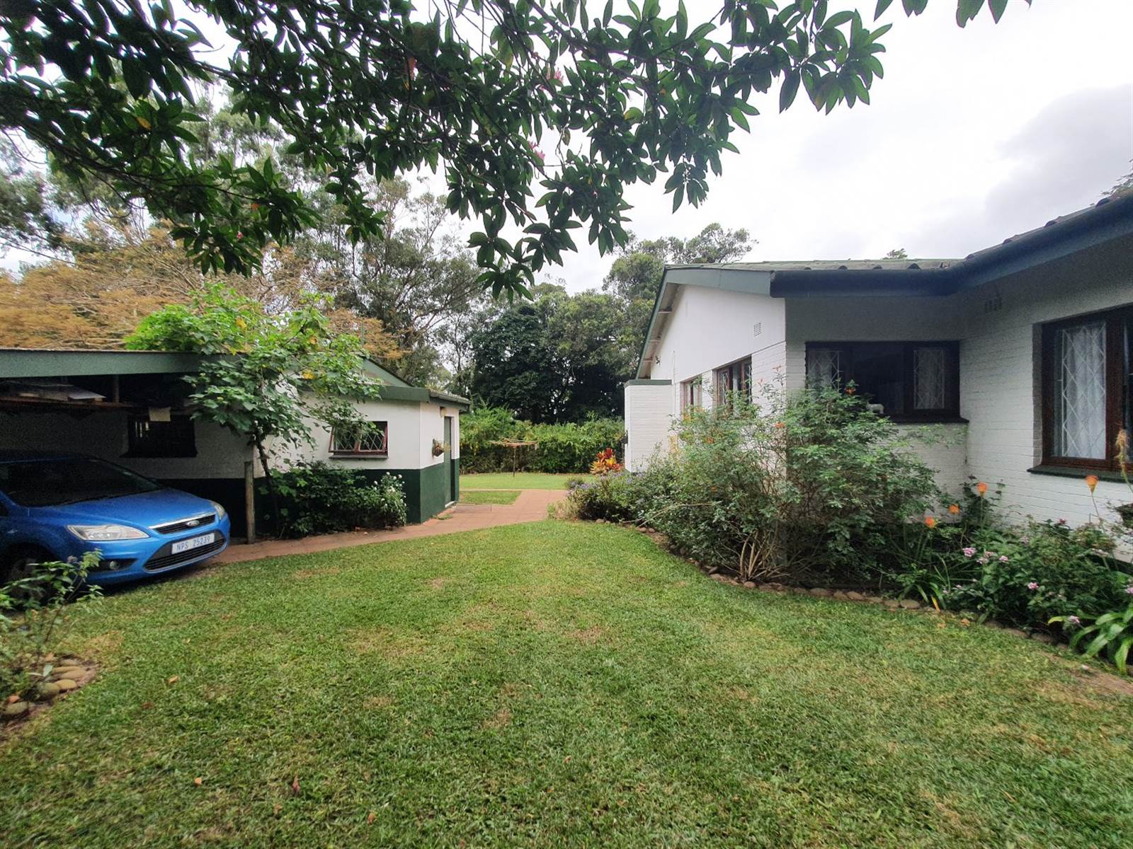 4 Bed House in Umtentweni photo number 8